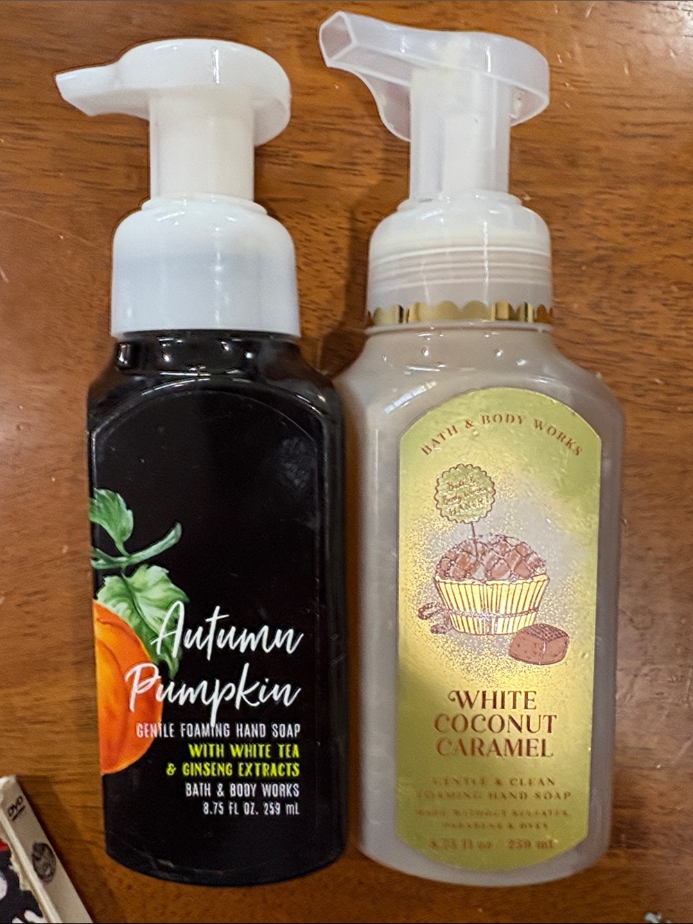 Bath and body works fall foam soap in autumn pumpkin and white coconut caramel